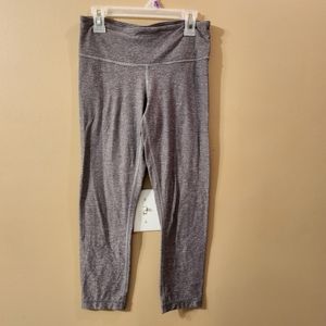 *SOLD* Lululemon vintage grey cropped leggings size 4